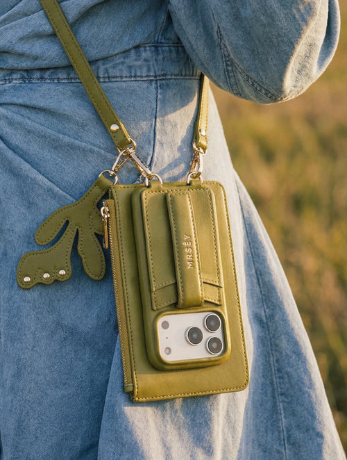 iPhone Hülle mit Strap - Olive
